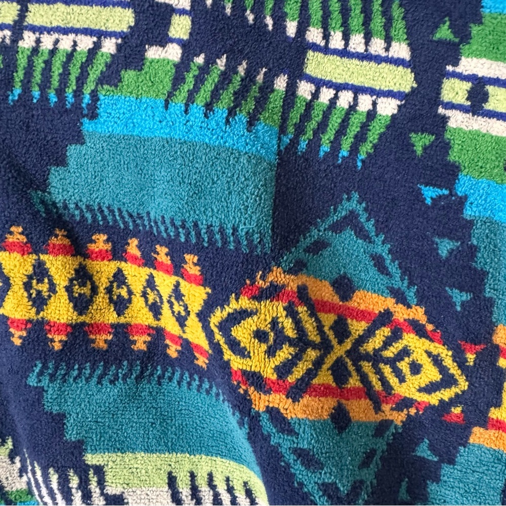 Pendleton Beach Towel Poncho - Picture 2 of 6